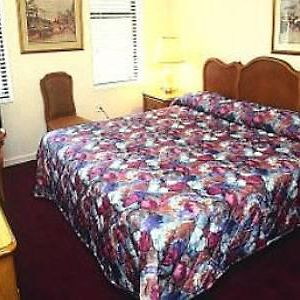 Amsterdam Inn
